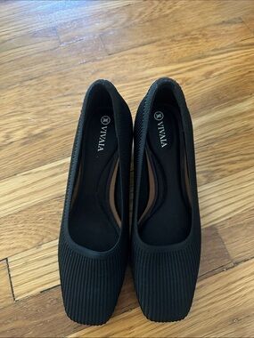 Vivaia Margot Black Women's Black Block Heel Pump